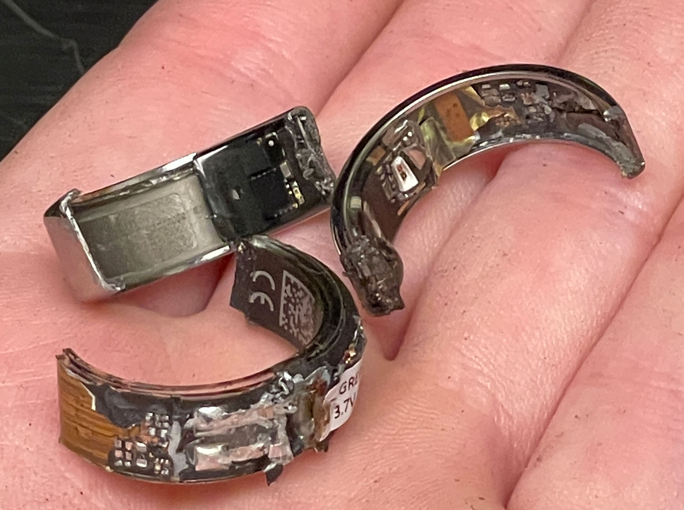 Oura Ring Teardown Gen 3 And 2 oura-ring-teardown-gen-3-and-2
